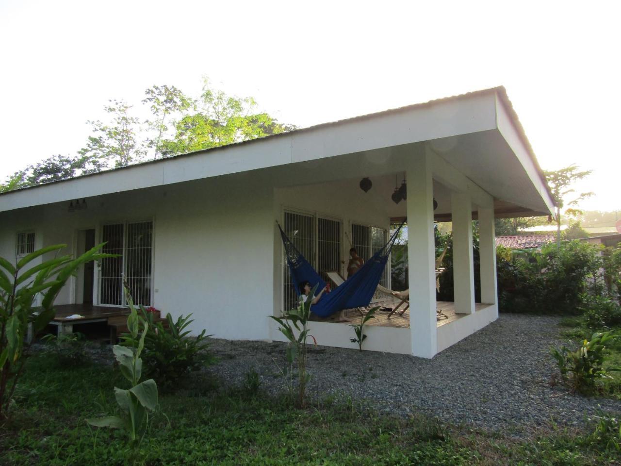 Pineapple House Manzanillo Villa Exterior foto