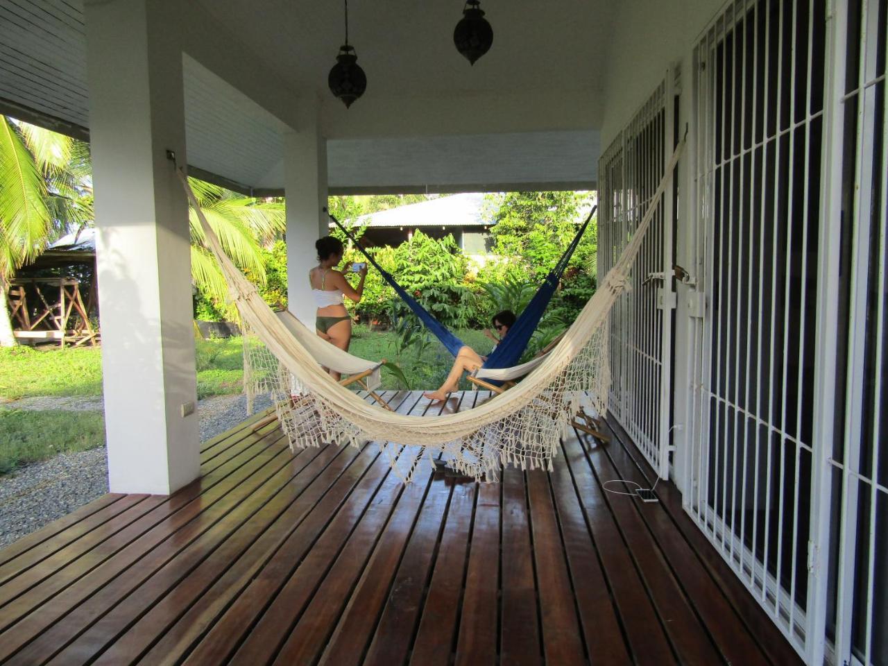 Pineapple House Manzanillo Villa Exterior foto